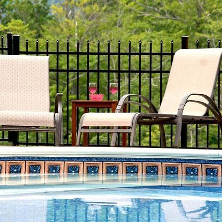 The Glen House -9 Bdrm Estate Sleep 26 Movie Theater,Pool,Golf,Ski Newry Exterior foto