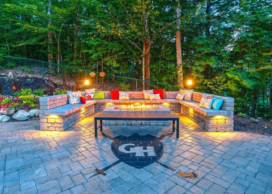 The Glen House -9 Bdrm Estate Sleep 26 Movie Theater,Pool,Golf,Ski Newry Exterior foto