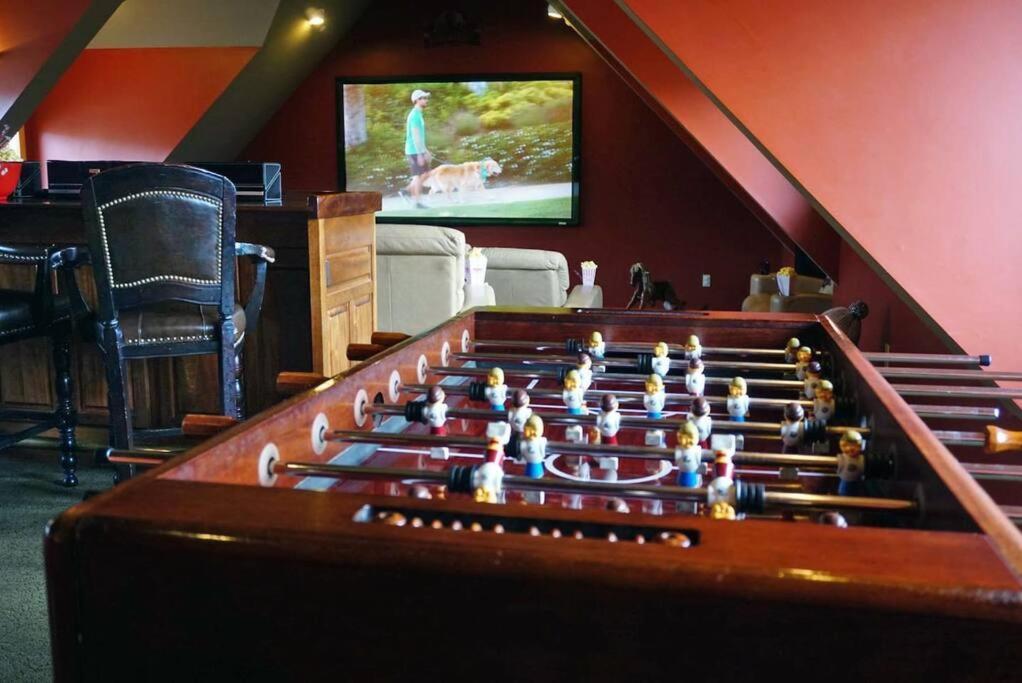 The Glen House -9 Bdrm Estate Sleep 26 Movie Theater,Pool,Golf,Ski Newry Exterior foto